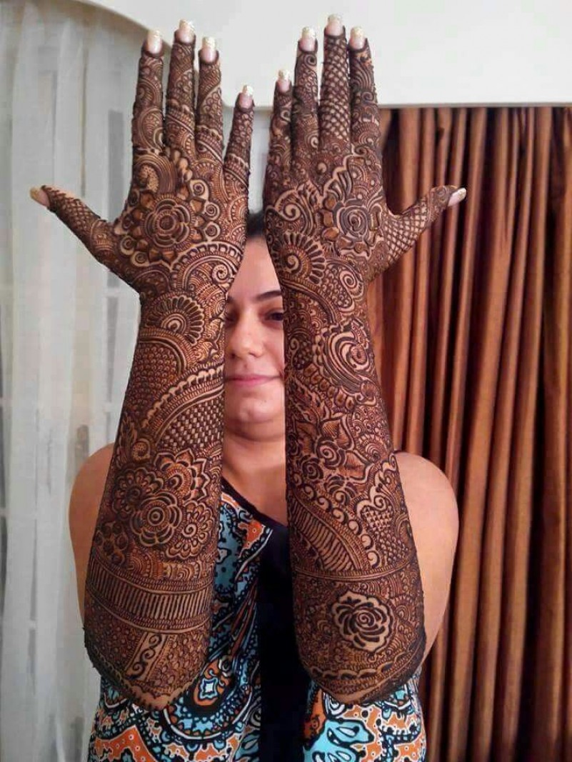 Elegant Indian and Arabic Mehndi Designs , Vishu Ladies Beau en