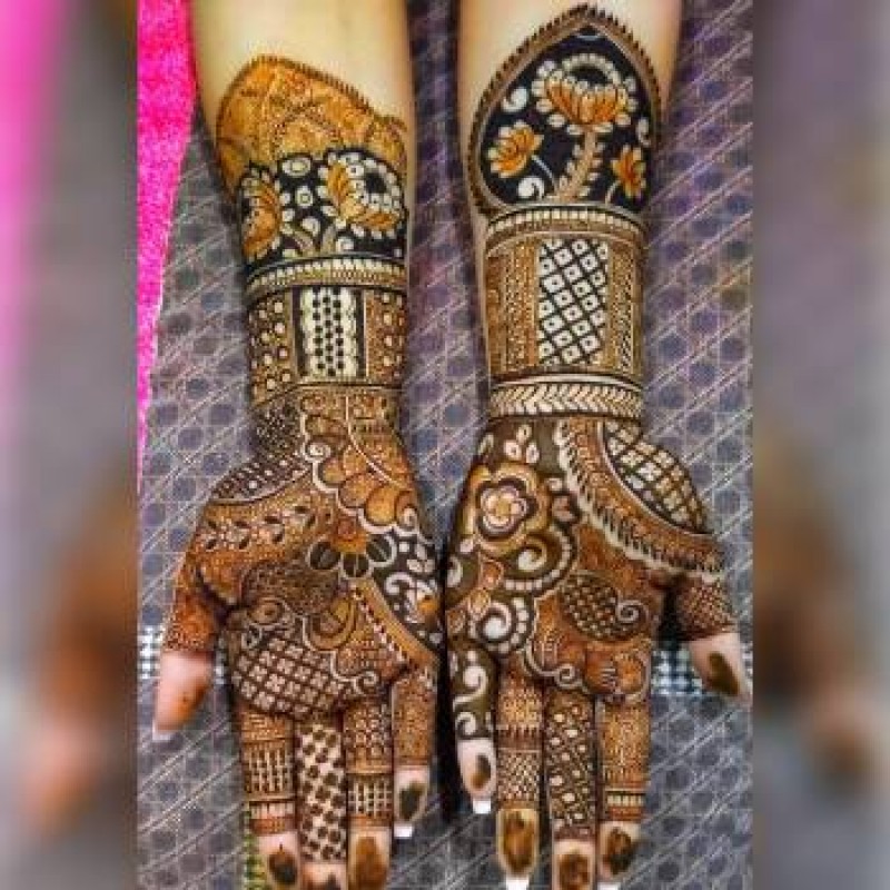 3d Bridal mehndi design For booking and queries📞9716882882 Follow-  @3d_henna_touch . . . . . . . . . . . . . #mehndi #henna #wedding… |  Instagram